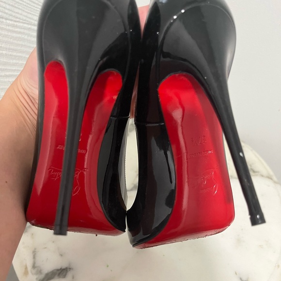 LV worn once, red bottom some red gone from being worn but can be restored. - Picture 2 of 6
